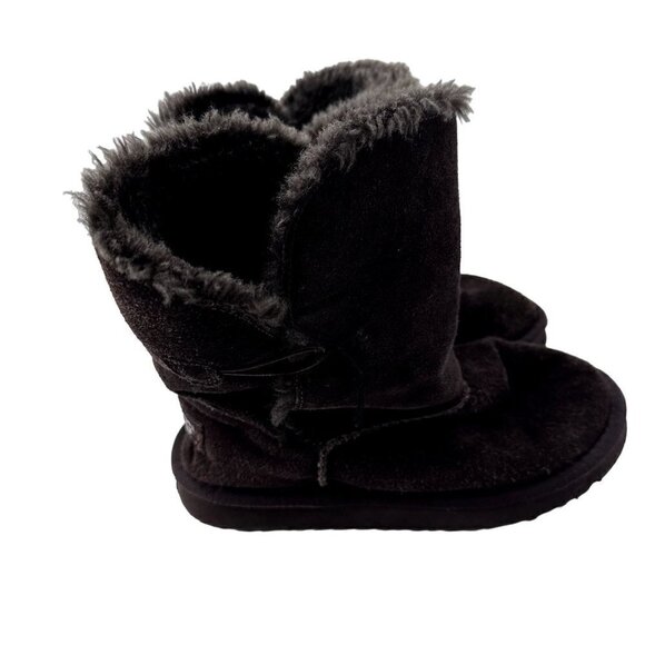 UGG Brown Low Boot Size 5 Read Description - Picture 2 of 9